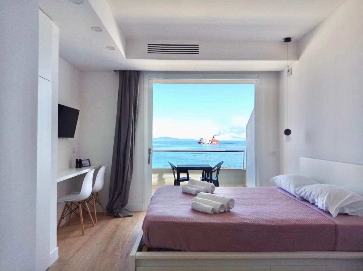 الشقق الفندقية بورتو توريسفي  Boutique Lungomare المظهر الخارجي الصورة